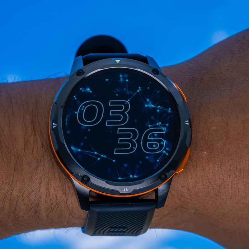 Smartwatch Carbon Odyssey