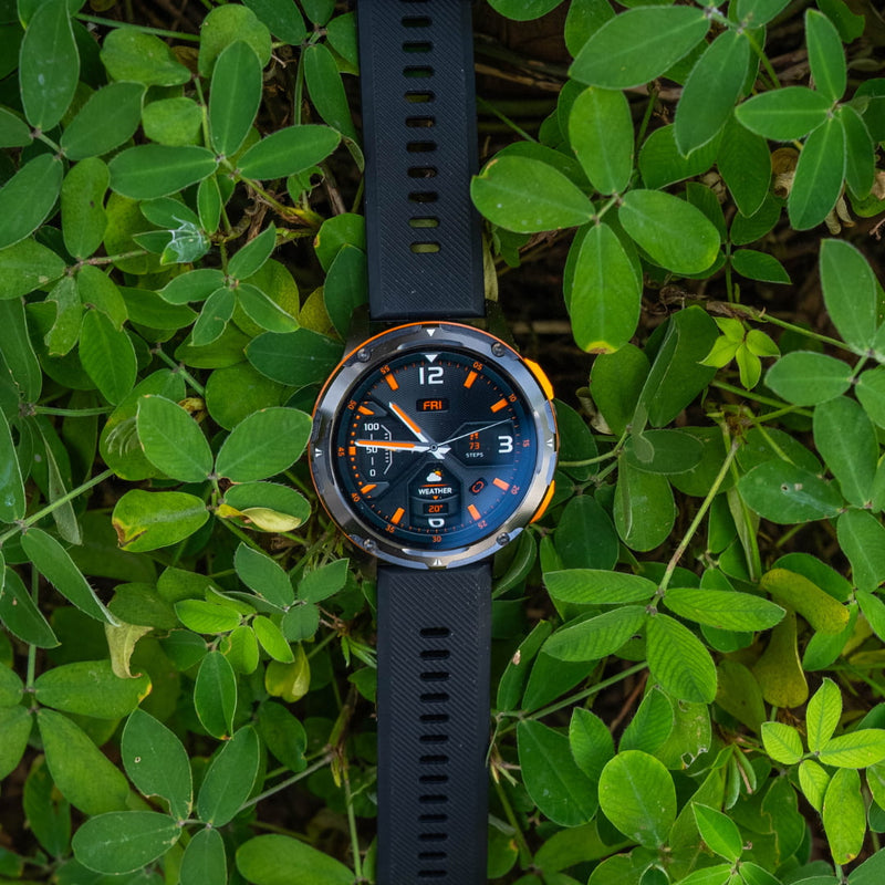 Smartwatch Carbon Odyssey